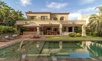 Imagem: Casa com 6 quartos à venda, 700 m² - Condomínio