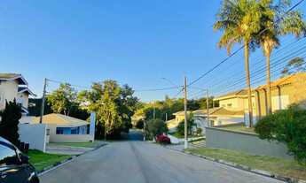 Imagem: Linda casa em condomínio. Invista em uma