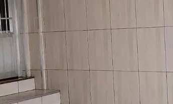 Imagem 3: Sobrado 03 Quartos, Sala, Cozinha, 02 Banheiros, Área de Serviço, Garagem Coberta e Quinta