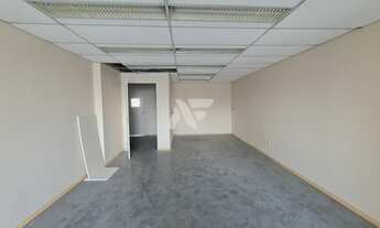 Imagem 5: Conjunto comercial com vista para o Parque Ibirapuera