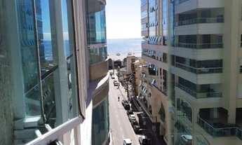 Imagem 5: 04 suítes, 03 vagas de garagem, ampla sacada no coração de Meia Praia