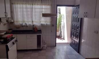 Imagem 4: Jd. Ester - Próximo á Padaria Chamberry , Farmácias , Condução - USP