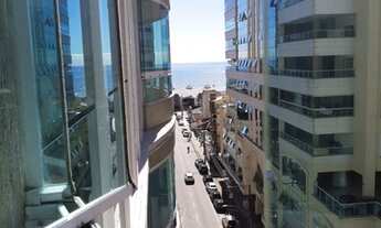 Imagem 6: 04 suítes, 03 vagas de garagem, ampla sacada no coração de Meia Praia