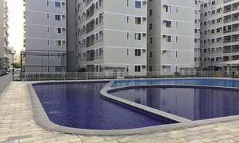 Imagem 7: Vendo apartamento com valor de oportunidade no Cond. Clube Praia de Piedade andar alto