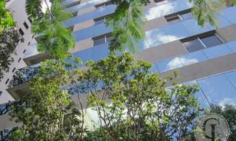 Imagem 2: Apartamento para aluguel e venda possui 133 metros quadrados com 4 quartos