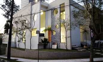 Imagem 1: Sobrado para venda possui 426 m² !