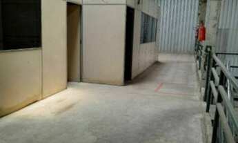 Imagem 5: NERI Alugo Galpão 1000m2 c/Doca pátio as margens da rodovia