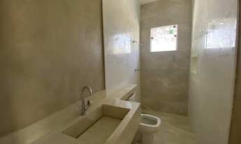 Imagem 7: Casa geminada nova com 3 quartos, suíte com closet, piso em porcelanato e área privativa e