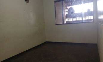 Imagem 7: Mr sobrinho apresenta,vc investidor,casa p sul qnp 28,enfrente avenida,financia pela caixa