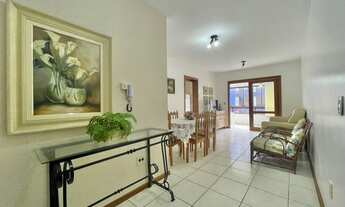 Imagem: Sacada de frente com churrasqueira