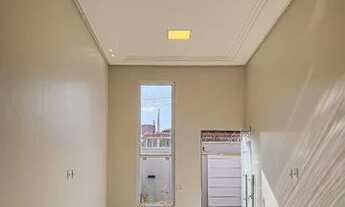 Imagem 2: Esta casa, com 118m² de área construída em um terreno de 180m², está localizada no Setor U