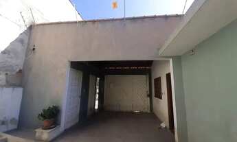 Imagem 4: Casa térrea com 230m², 2 dormitórios, 3 wc, 3 vgs, 2 cozinhas, quintal, jardim - Jd da Saú