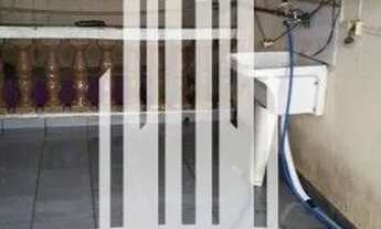 Imagem: Casa com três quartos, dois banheiros,sala