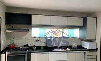 Imagem 4: Casa no Bairro Cidade Jardim, com 400m2 de área Const. e 450m2 de Terreno com 4 suítes