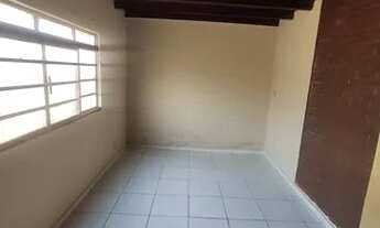 Imagem 4: Aluga se uma linda casa bairro palmira!