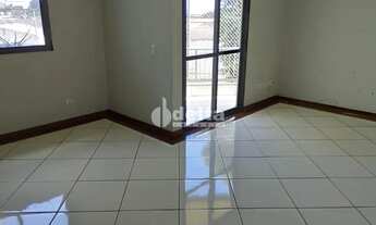 Imagem 3: Apartamento para aluguel, 3 quartos, 1 suíte, 3 vagas, Santa Mônica - Uberlândia/MG