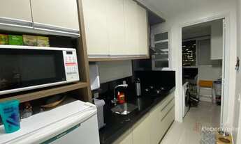 Imagem 4: Lindo apartamento com suíte mais dois quartos,próximo a Univali semimobiliado com duas vag