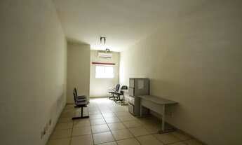 Imagem 2: Sala em galeria Boa Viagem