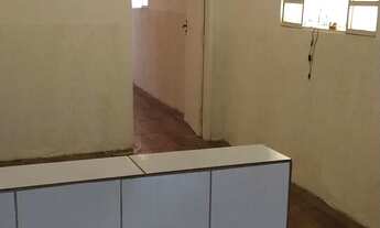 Imagem 5: Aluga se uma casa com 1 quarto