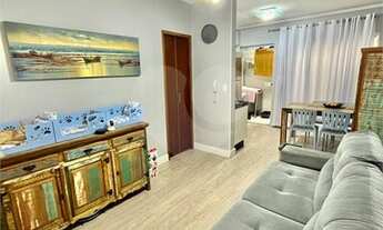 Imagem 4: Sobrado em condomínio para venda, com 60 m2, com 2 suítes, 3 banh., 2 salas, 1 vaga e chur