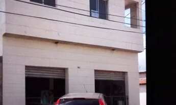 Imagem: Vendo este prédio com 2 apartamento em