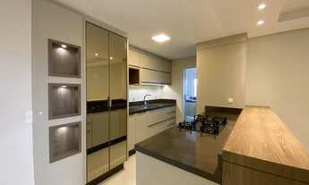 Imagem 2: Apartamento com 3 dormitórios para alugar, 106 m² por R$ 4.926,65/mês - Estreito - Florian