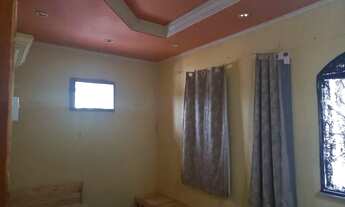 Imagem: Vendo ou troco casa de dois pisos