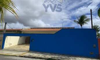 Imagem 2: Casa no Bairro Cidade Jardim, com 400m2 de área Const. e 450m2 de Terreno com 4 suítes