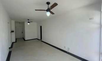 Imagem 2: Apartamento para venda possui 66 metros quadrados com 2 quartos no Parque das Rosas