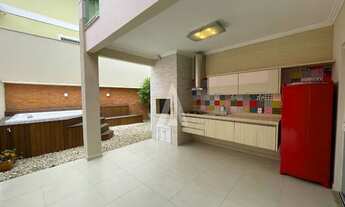 Imagem 7: Lindo sobrado para venda possui 172 metros quadrados com 3 quartos em Saguaçu - Joinville