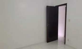 Imagem 7: Apartamento para aluguel possui 55 m2 térreo gradeado com 2 quartos em Resgate - Salvador