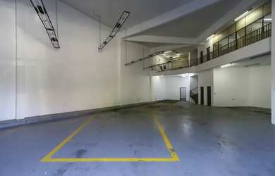 Imagem 2: Prédio/Edifício inteiro para aluguel com 900 metros quadrados