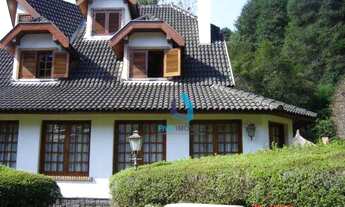 Imagem 2: Sobrado à venda, 583 m² por R$ 5.000.000,00 - Vila Capivari - Campos do Jordão/SP