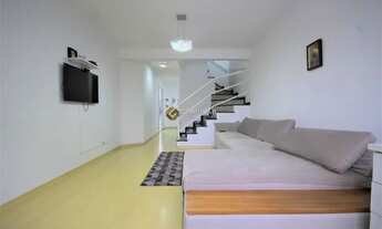 Imagem 2: Amplo triplex à venda no Hauer