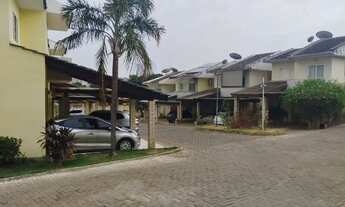 Imagem: Casa sobrado em condomínio fechado com