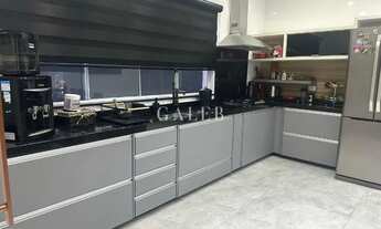 Imagem 2: CASA TERREA 4 SUITES CONDOMINIO ALTO PADRÃO