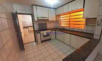 Imagem 4: Sobrado com 3 dormitórios para alugar, 350 m² por R$ 3.500,00/mês - Jardim Oliveiras - Tab