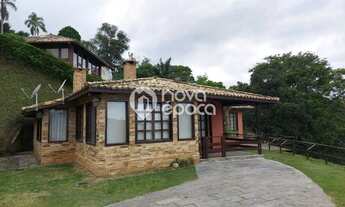 Imagem 2: Itaipava Casa em condomínio com 3 dormitórios