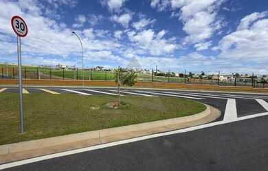 Imagem 2: Terreno à venda em Campinas, Alphaville Dom Pedro 0, com 402 m², Alphaville Dom Pedro 0