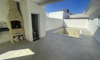 Imagem: Casa Ibiti com Tomada Carro Elétrico. Piscina