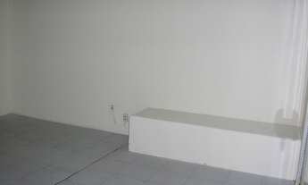 Imagem 3: Ponto comercial/Loja/Box para aluguel com 33 metros quadrados em Bonsucesso - Rio de Janei