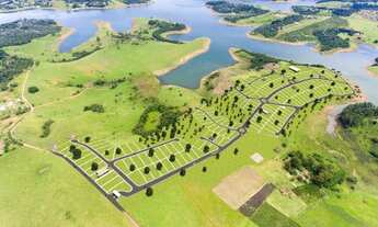 Imagem 2: Loteamento fechado às margens da represa