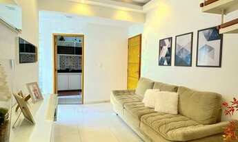 Imagem 2: Cobertura com ampla área gourmet e churrasqueira, 2 quartos, armários embutidos e vista de