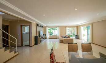 Imagem 5: Casa de condomínio, linda, reformada, vista Verde, com 4 quartos