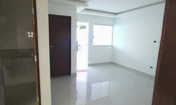 Imagem 5: Casa 3/4 sendo uma suíte, a 300m da Artemia Pires