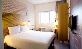 Imagem 6: Invista em flat no pool - Ibis Osasco