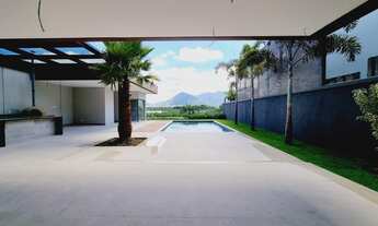 Imagem 3: Casa de condomínio para venda possui 830 metros quadrados com 4 quartos