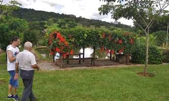 Imagem 3: Linda Chácara para alugar em Nerópolis - 2 alqueires, córrego, 3 tanques, piscina, casa