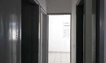 Imagem 4: Excelente casa com excelente terreno na frente