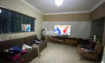 Imagem 3: Casa para aluguel, 3 quartos, 2 vagas, Pampulha - Uberlândia/MG